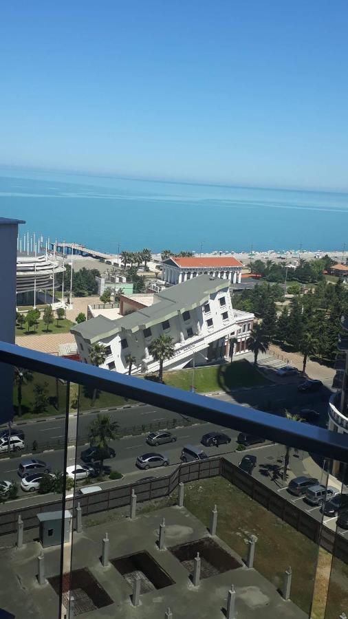 Apartment On Sherif Khimshiashvili Street 15B Batumi Ngoại thất bức ảnh