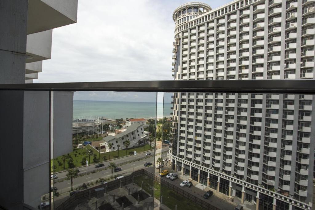 Apartment On Sherif Khimshiashvili Street 15B Batumi Ngoại thất bức ảnh