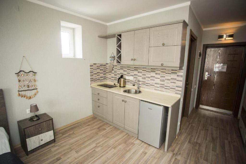 Apartment On Sherif Khimshiashvili Street 15B Batumi Ngoại thất bức ảnh