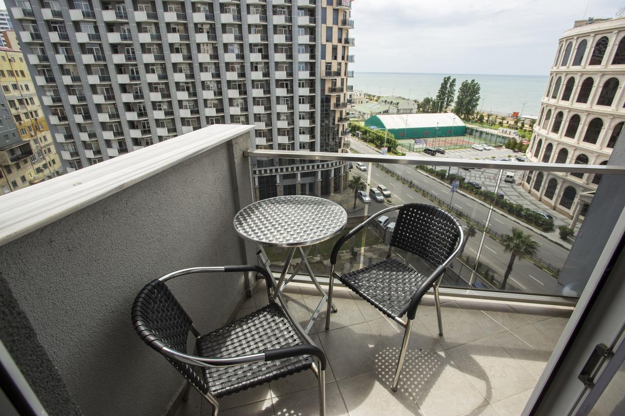 Apartment On Sherif Khimshiashvili Street 15B Batumi Ngoại thất bức ảnh