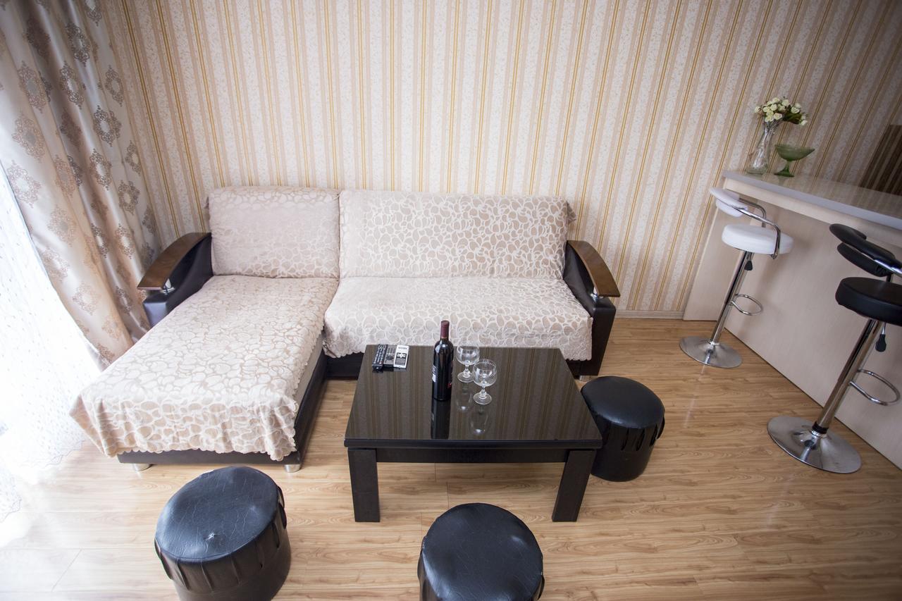 Apartment On Sherif Khimshiashvili Street 15B Batumi Ngoại thất bức ảnh