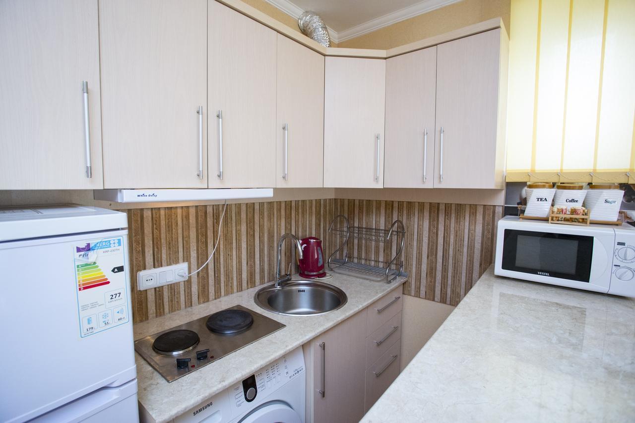 Apartment On Sherif Khimshiashvili Street 15B Batumi Ngoại thất bức ảnh