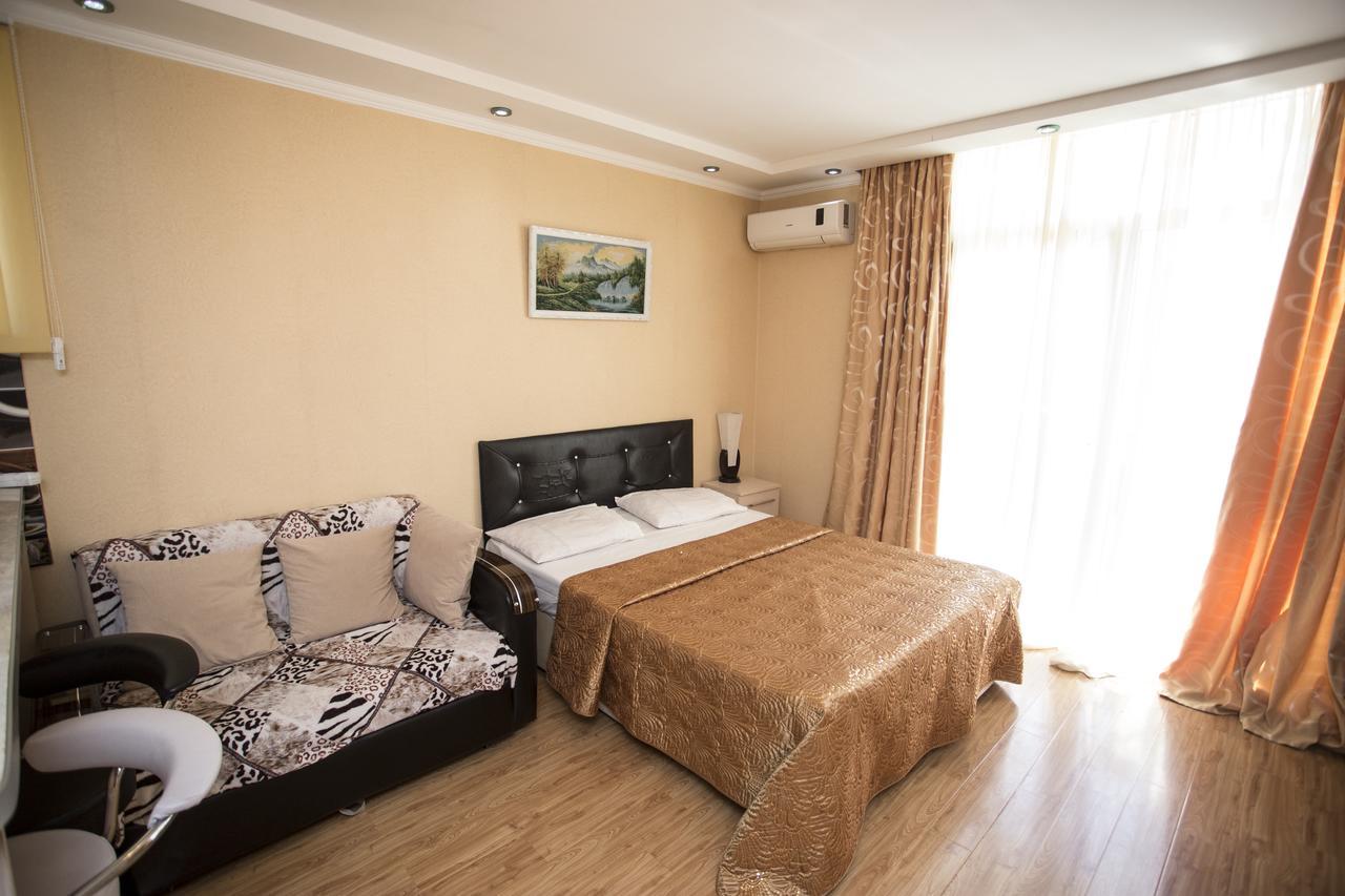Apartment On Sherif Khimshiashvili Street 15B Batumi Ngoại thất bức ảnh
