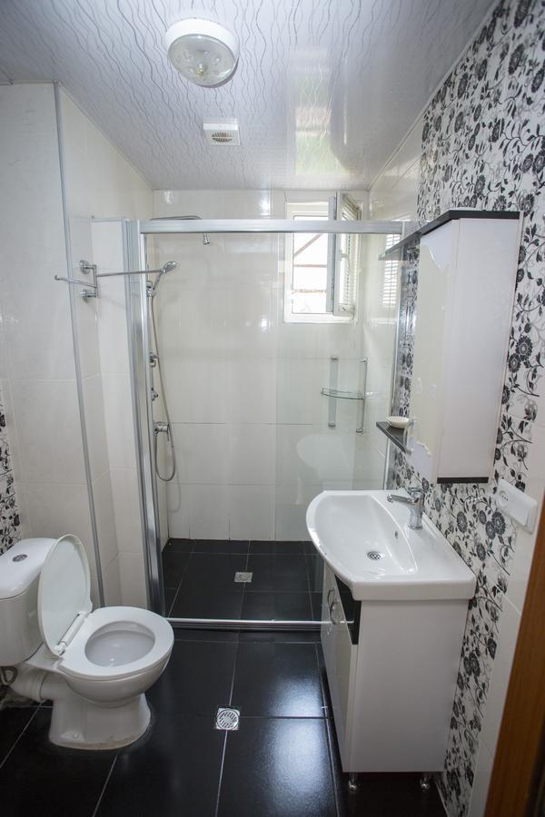 Apartment On Sherif Khimshiashvili Street 15B Batumi Ngoại thất bức ảnh